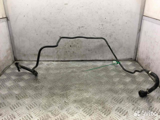 Трубка топливная Land Rover Discovery D27