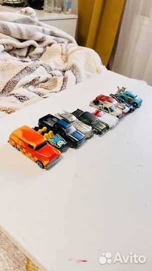 Машинки хот вилс hot wheels