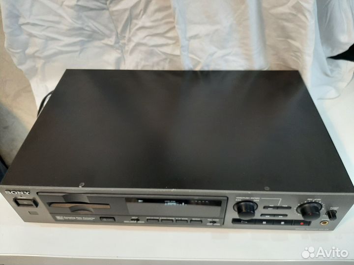 Sony MDS-E58