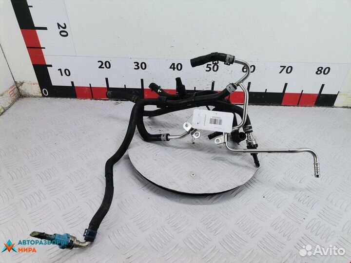 Трубка топливная Volkswagen Passat B7 2011