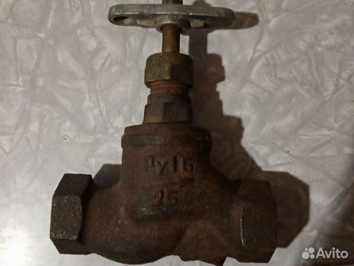 Кран водяной диаметр 25 Новый Советский