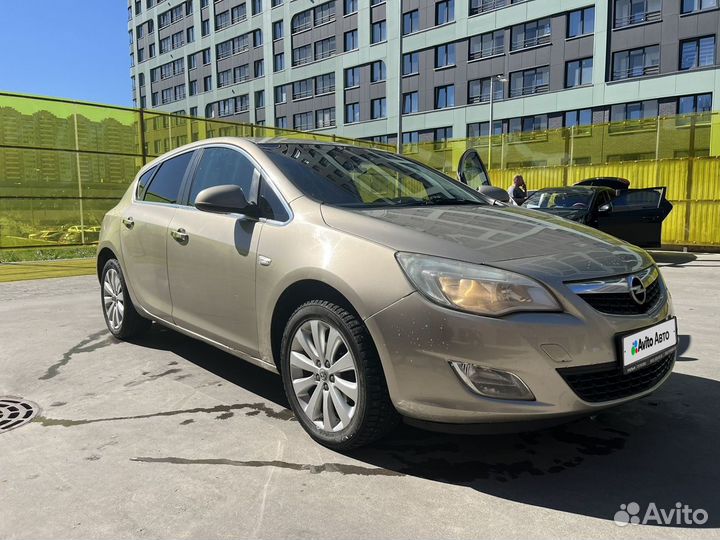 Opel Astra 1.6 AT, 2011, 263 000 км