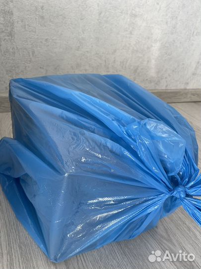 Коробка с пакетом