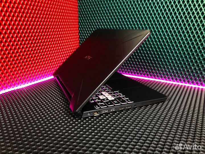 Топовый игровой ноутбук Asus TUF Gaming на Ryzen