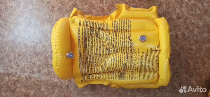 Спасательный жилет детский надувной