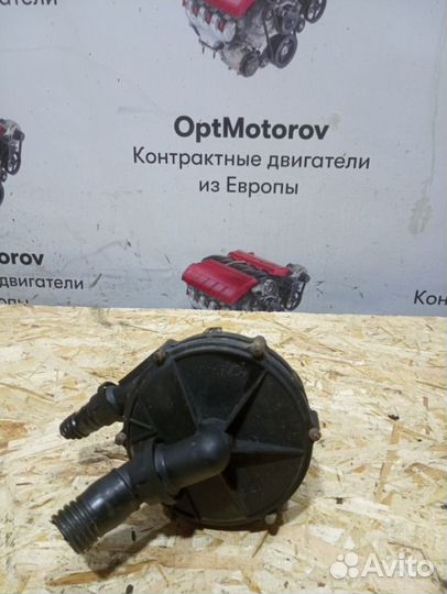 Насос продувки Skoda Octavia 1.8TI 2003