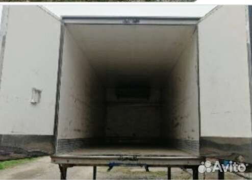 Будка с рефрижератором