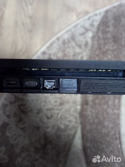 Sony playstation 4 slim 1TB Black