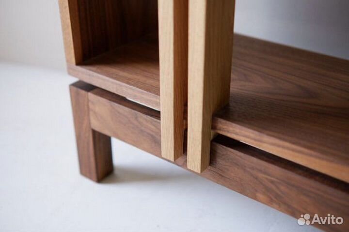 Стеллаж - консоль стильный