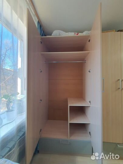 Шкаф платяной для одежды