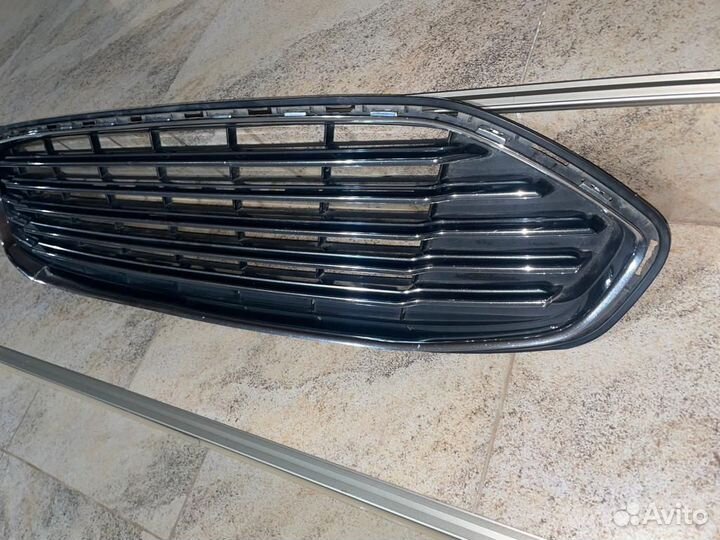 Решетка радиатора Форд Мондео 5, Ford Mondeo 5