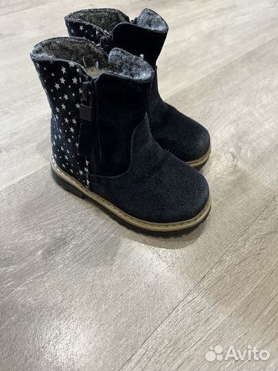Зимние сапожки 23