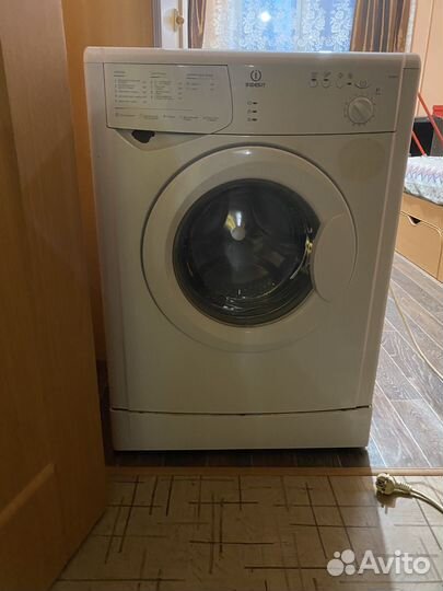 Стиральная машина indesit 5кг