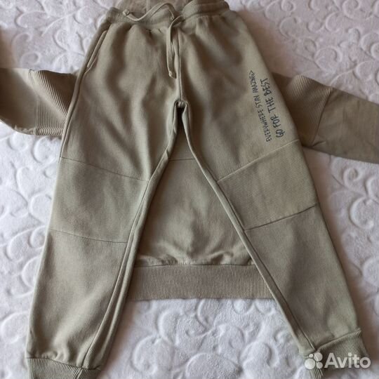 Спортивный костюм на мальчика 128 для Елены