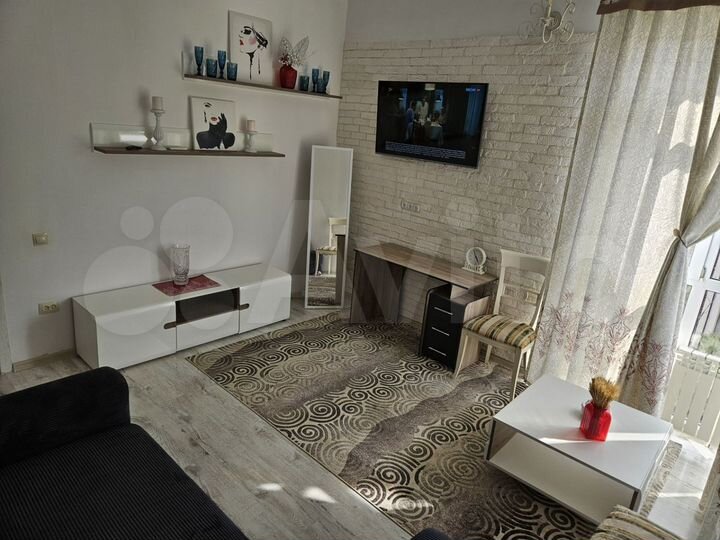 2-к. квартира, 86 м², 6/6 эт.