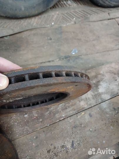 Тормозные диски toyota noah