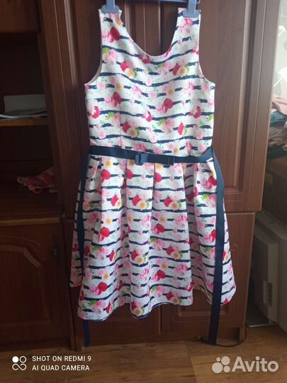 Платье для девочки бу