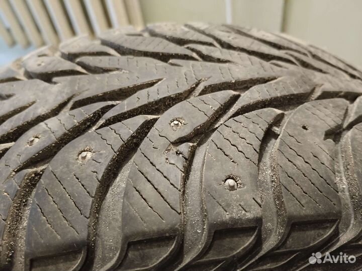 Yokohama Ice Guard IG35 215/60 R17