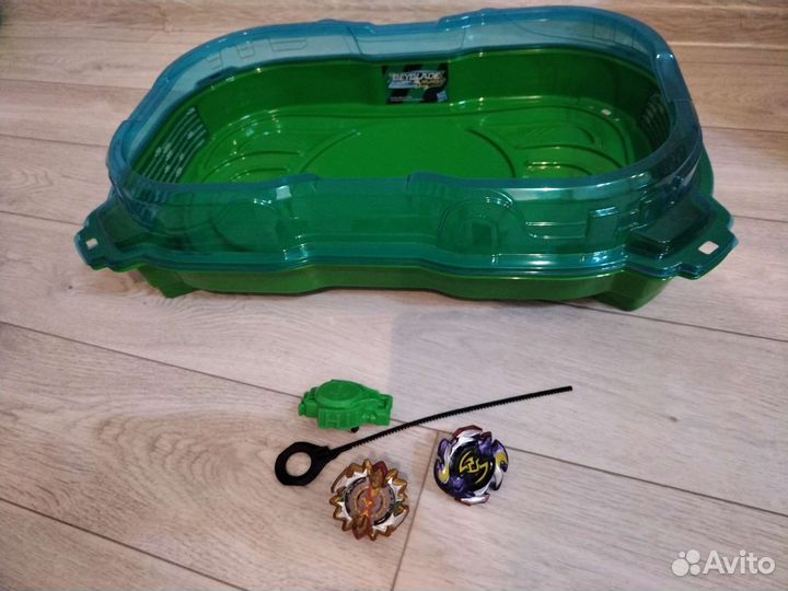 Бейблэйд волчки и арена