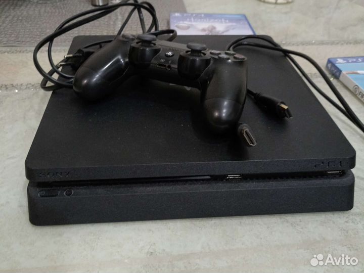 Sony PS4 slim 1tb