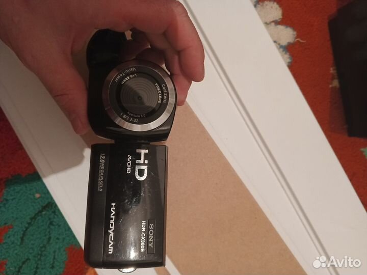 Видеокамера Sony и JVC