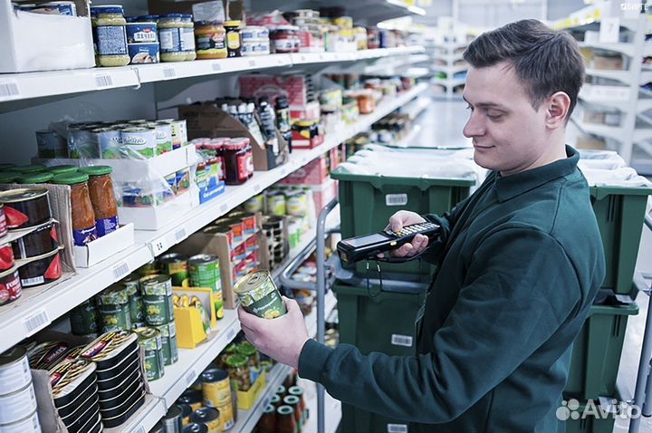 Работник торгового зала