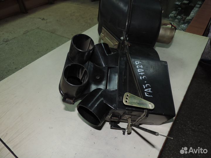 Отопитель салона в сборе 12/40 газ-31029,3110,3110