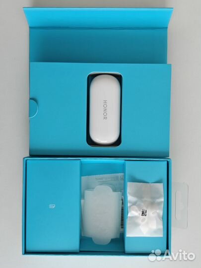 Гарнитура Honor Magic Earbuds с шумоподавлением