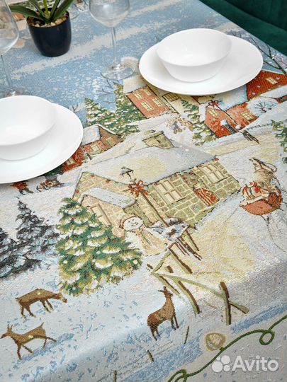 Скатерть гобеленовая