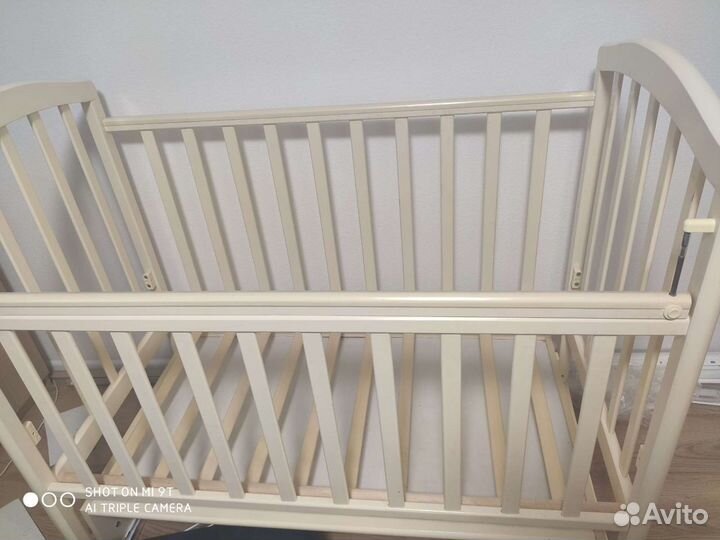 Детская кроватка