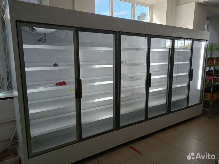 Холодильная витрина бу 0+5
