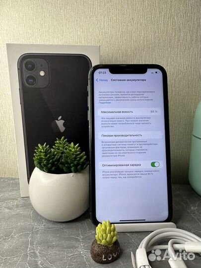iPhone 11, 64 ГБ