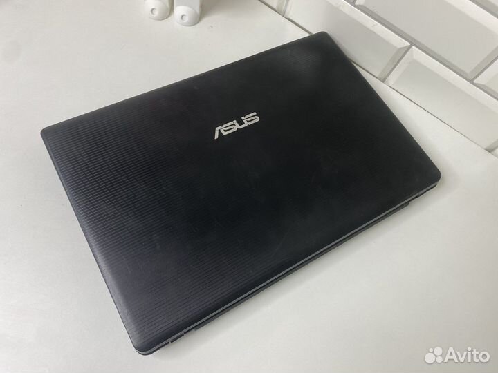 Asus X55A core i5 2450m/Ram 4gb/HDD 500gb