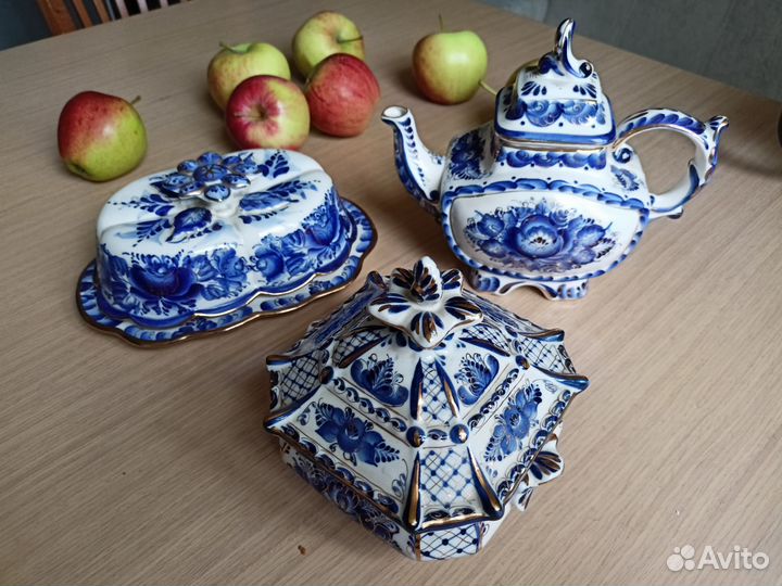 Посуда гжель