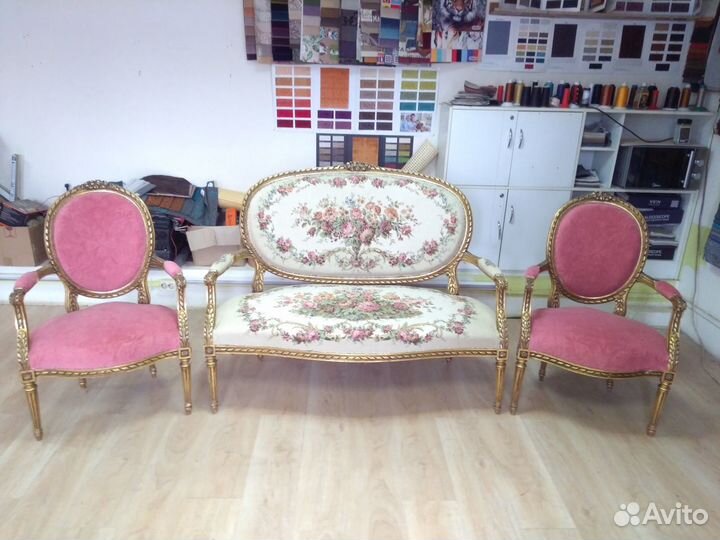 Перетяжка мебели