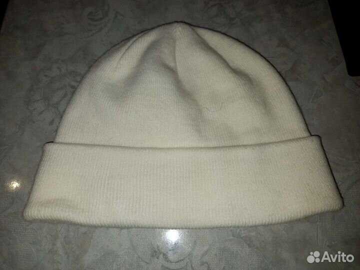 Женские шапки