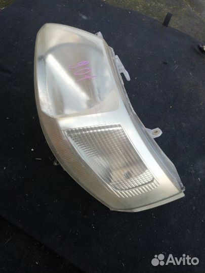 Фара передняя левая Nissan Serena C24