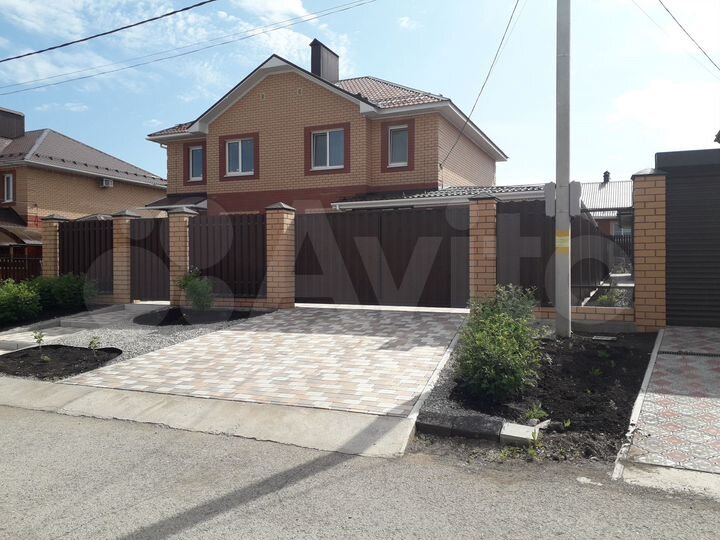 Таунхаус 105 м² на участке 4,3 сот.