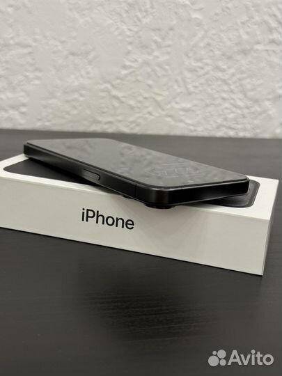 iPhone 15 Pro, 128 ГБ