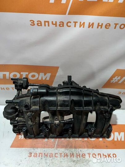 Впускной коллектор Audi A4 B8/8K 2011 06133185