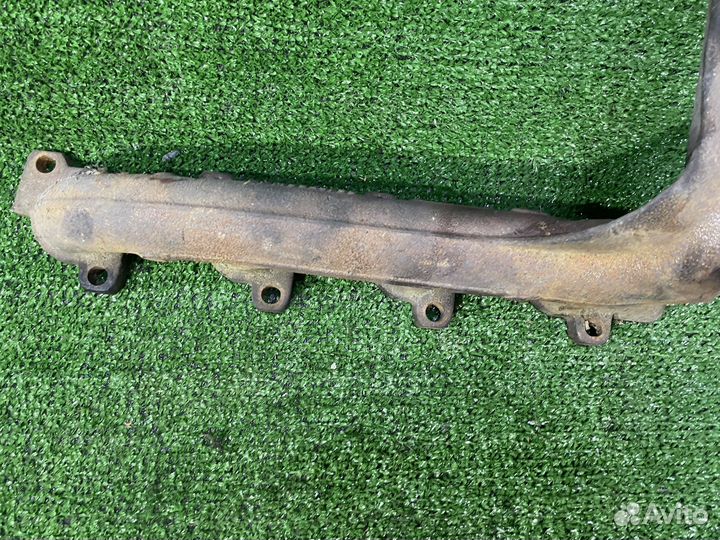 Выпускной коллектор Mercedes Vito W638