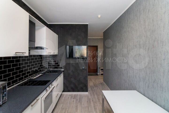 2-к. квартира, 43 м², 11/17 эт.