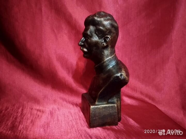 Продаю бюст Сталина