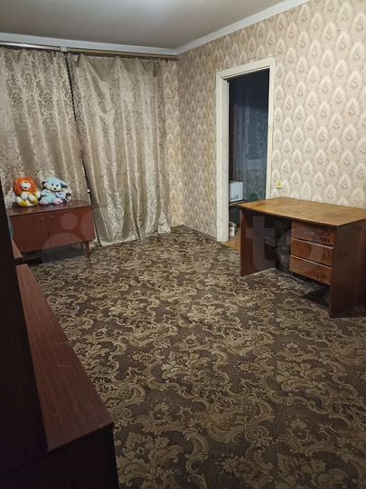 4-к. квартира, 61 м², 1/5 эт.