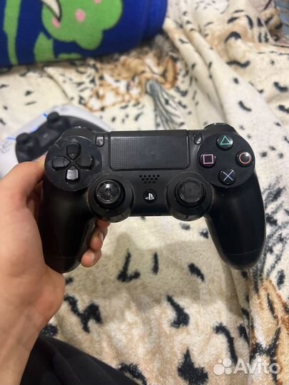 Джостик ps4