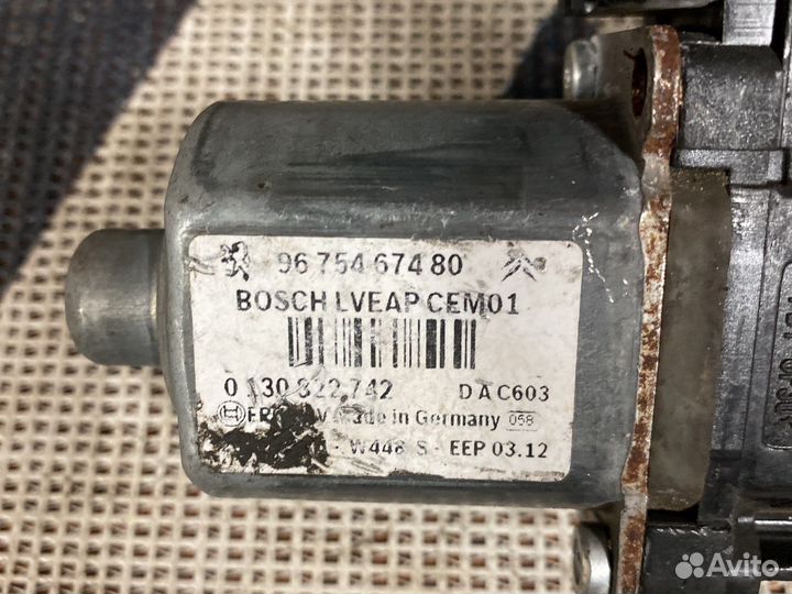 Моторчик стеклоподъемника Peugeot 9675467480