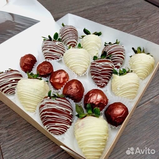 Набор из клубники и трюфелей Софи+