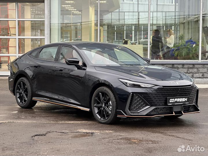 Changan UNI-V 1.5 AMT, 2023, 409 км