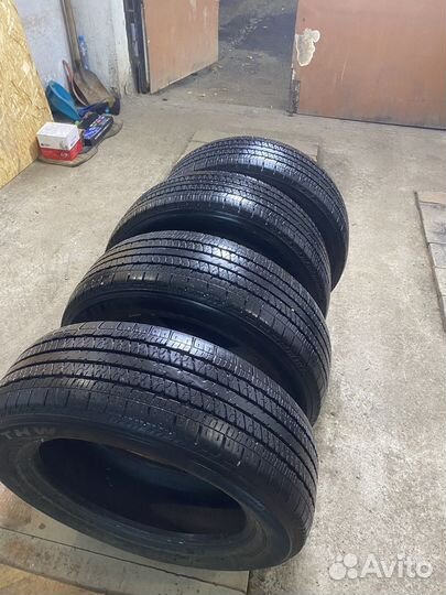 Triangle TR257 215/60 R17 96H