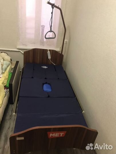 Кровать для лежачих больных медицинская с пу